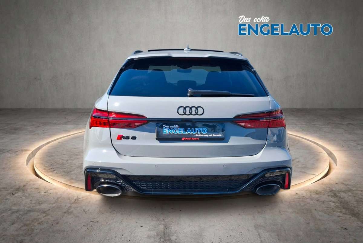 Fahrzeugbild eines Audi RS6