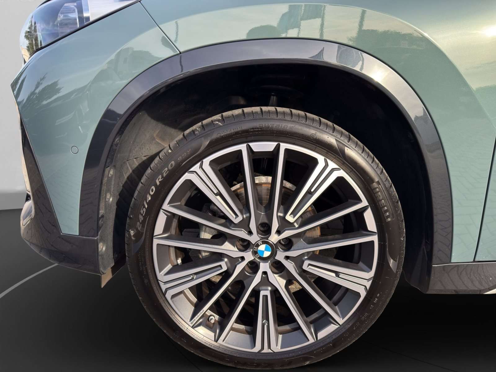 Fahrzeugbild eines BMW X1