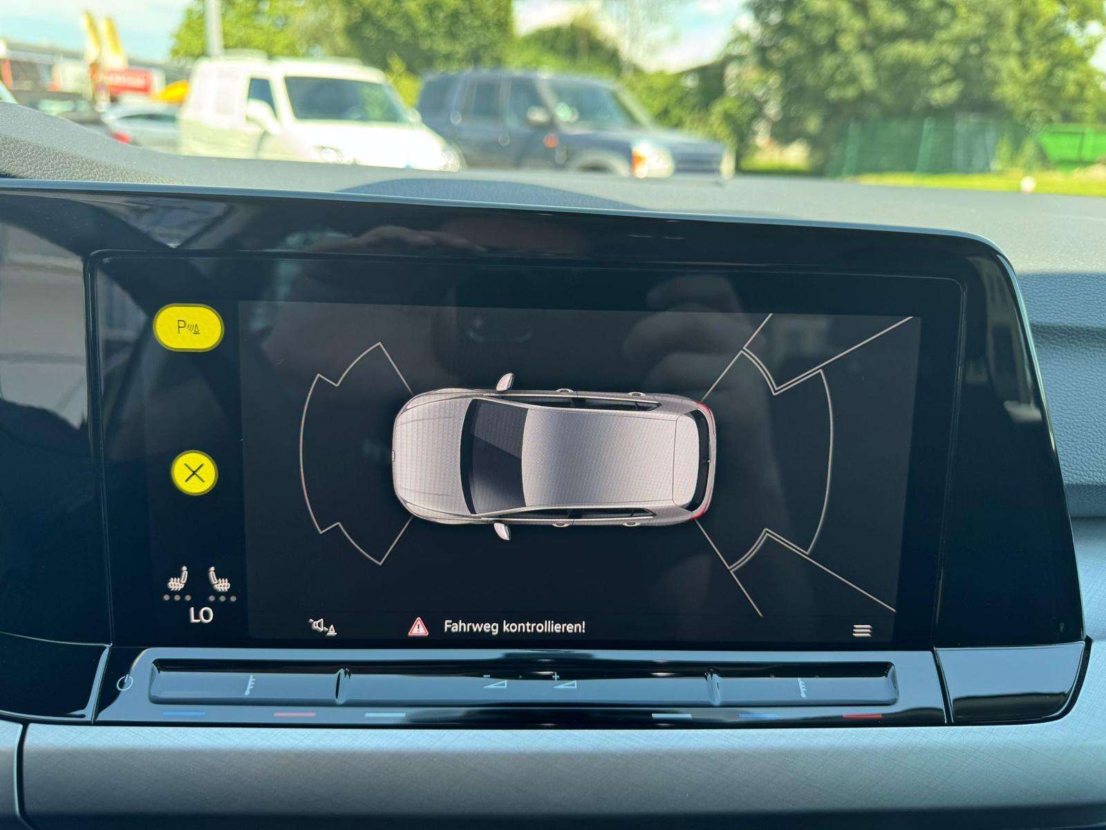 Fahrzeugbild eines Volkswagen Golf