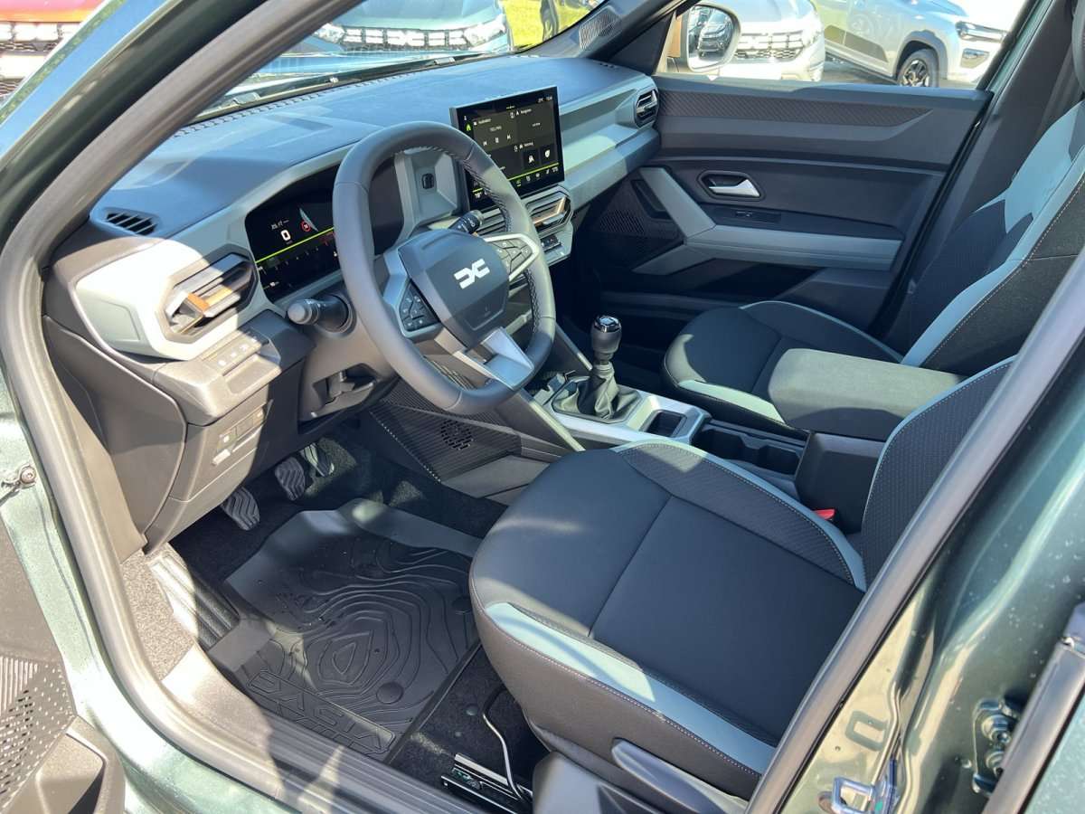 Fahrzeugbild eines Dacia Bigster