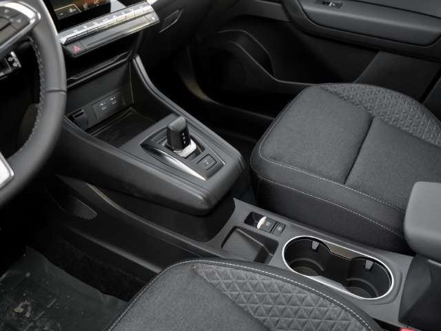 Fahrzeugbild eines Mitsubishi Grandis