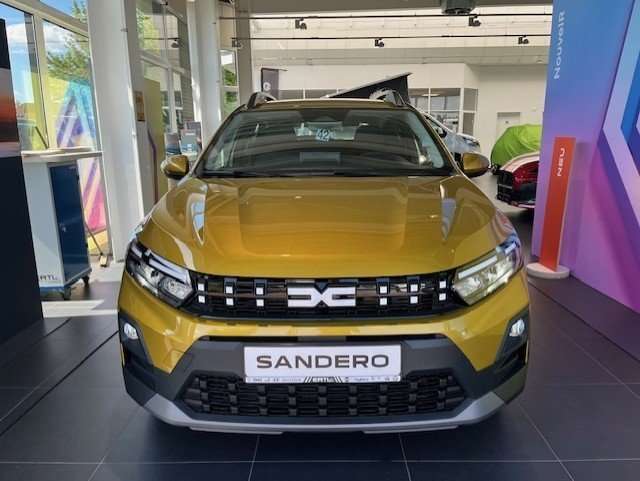 Fahrzeugbild eines Dacia Sandero