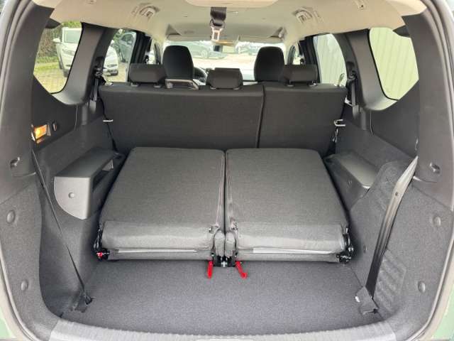 Fahrzeugbild eines Dacia Jogger