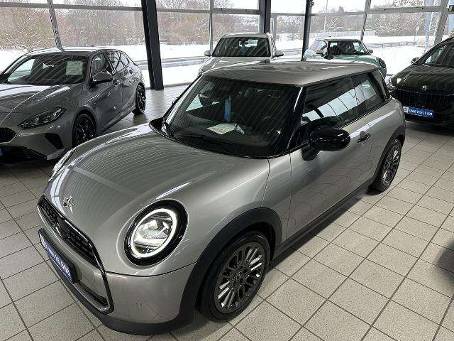 Fahrzeugbild eines MINI COOPER