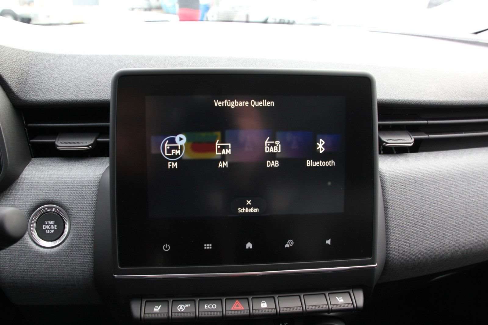 Fahrzeugbild eines Mitsubishi Colt