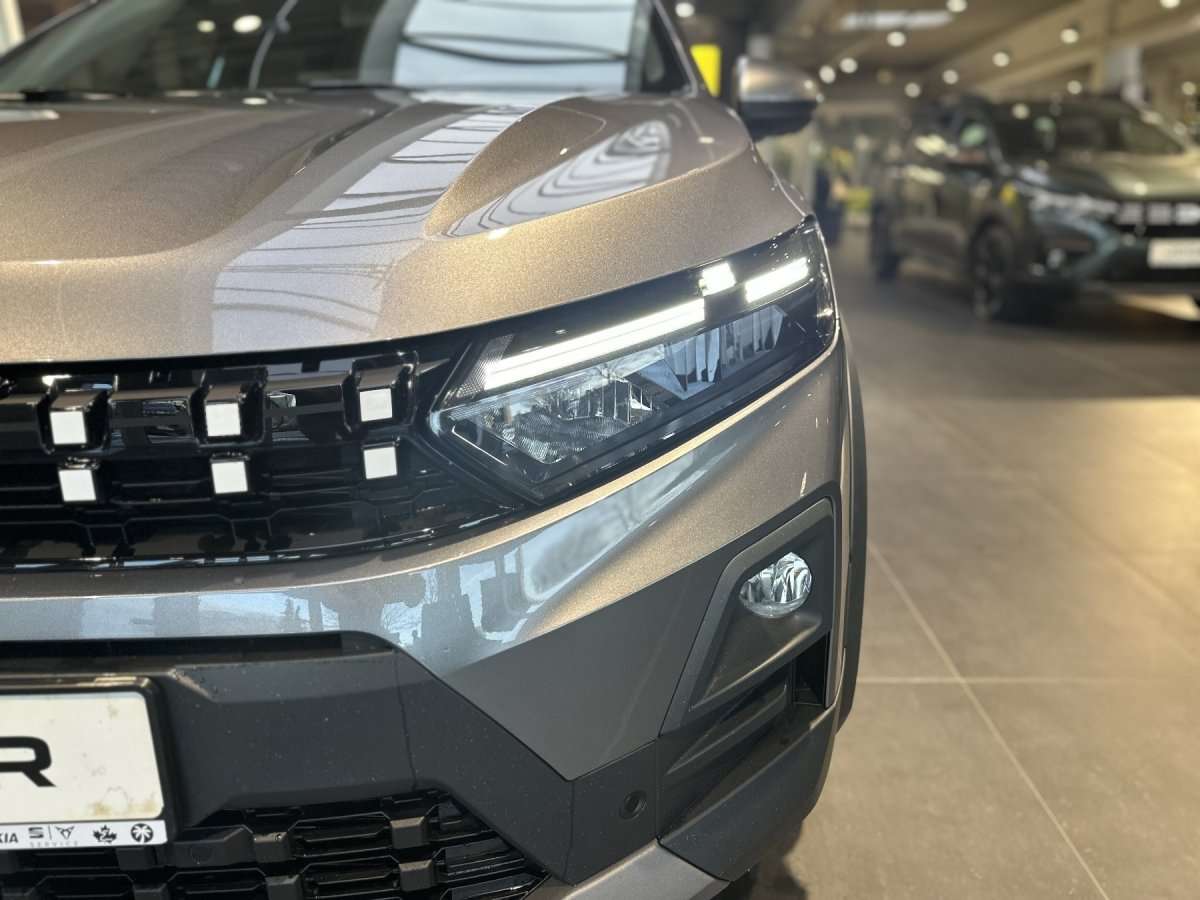 Fahrzeugbild eines Dacia Jogger