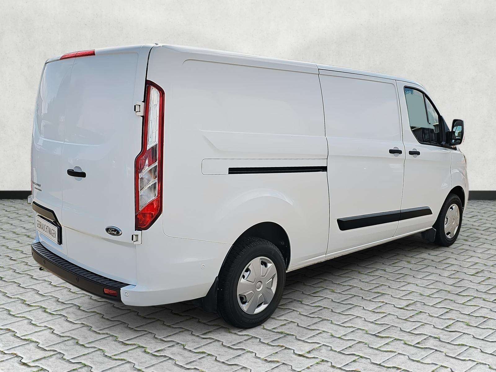 Fahrzeugbild eines Ford Transit Custom