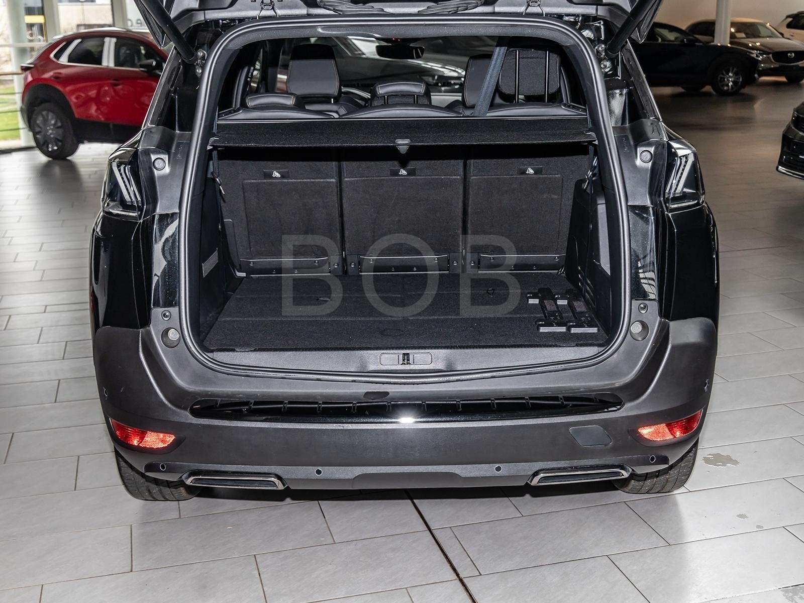 Fahrzeugbild eines Peugeot 5008