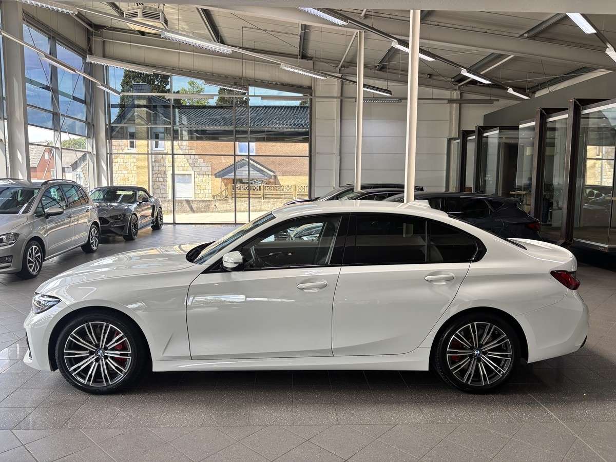 Fahrzeugbild eines BMW 3er-Reihe