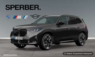 Schräge Frontansicht auf einen BMW X3 , freigestellt