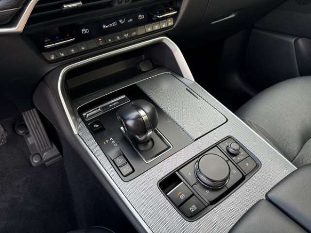 Fahrzeugbild eines Mazda CX-60