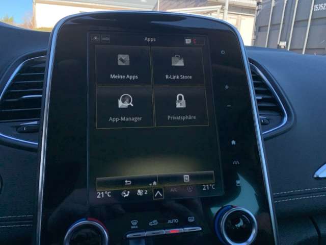 Fahrzeugbild eines Renault Grand Scénic