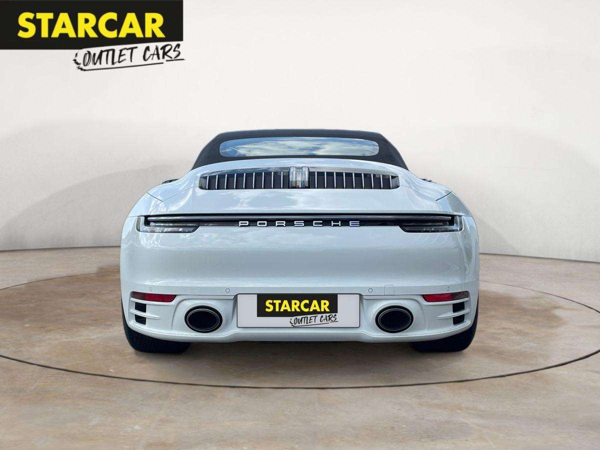 Fahrzeugbild eines Porsche 911