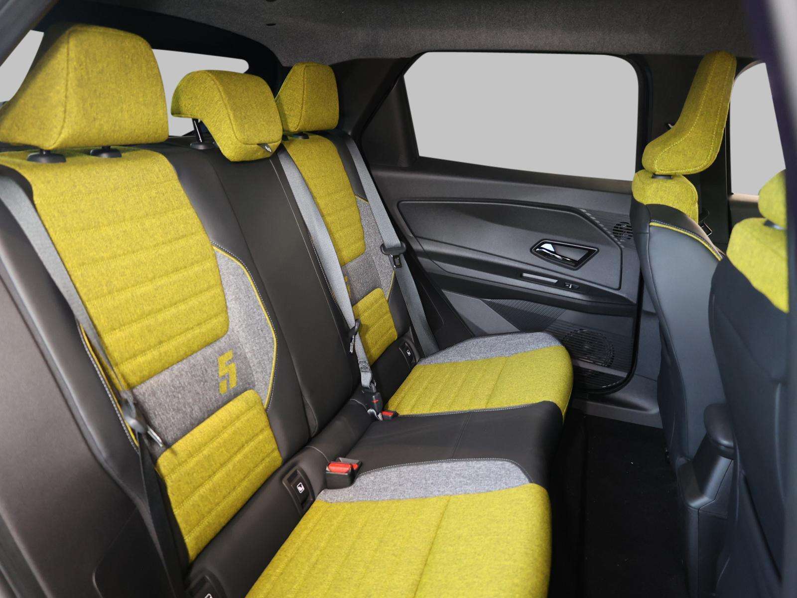 Fahrzeugbild eines Renault 5 E-TECH