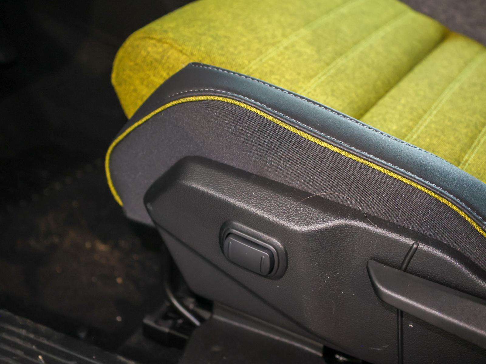 Fahrzeugbild eines Renault 5 E-TECH