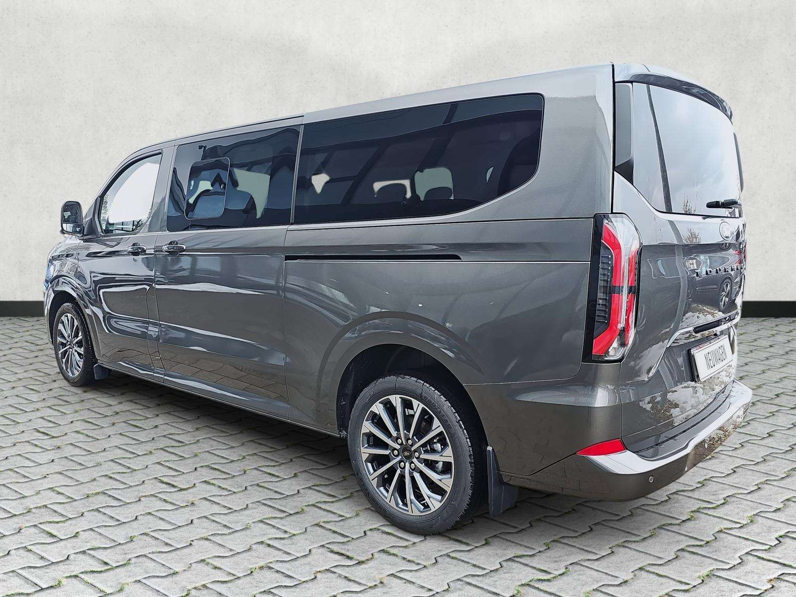 Fahrzeugbild eines Ford Tourneo Custom