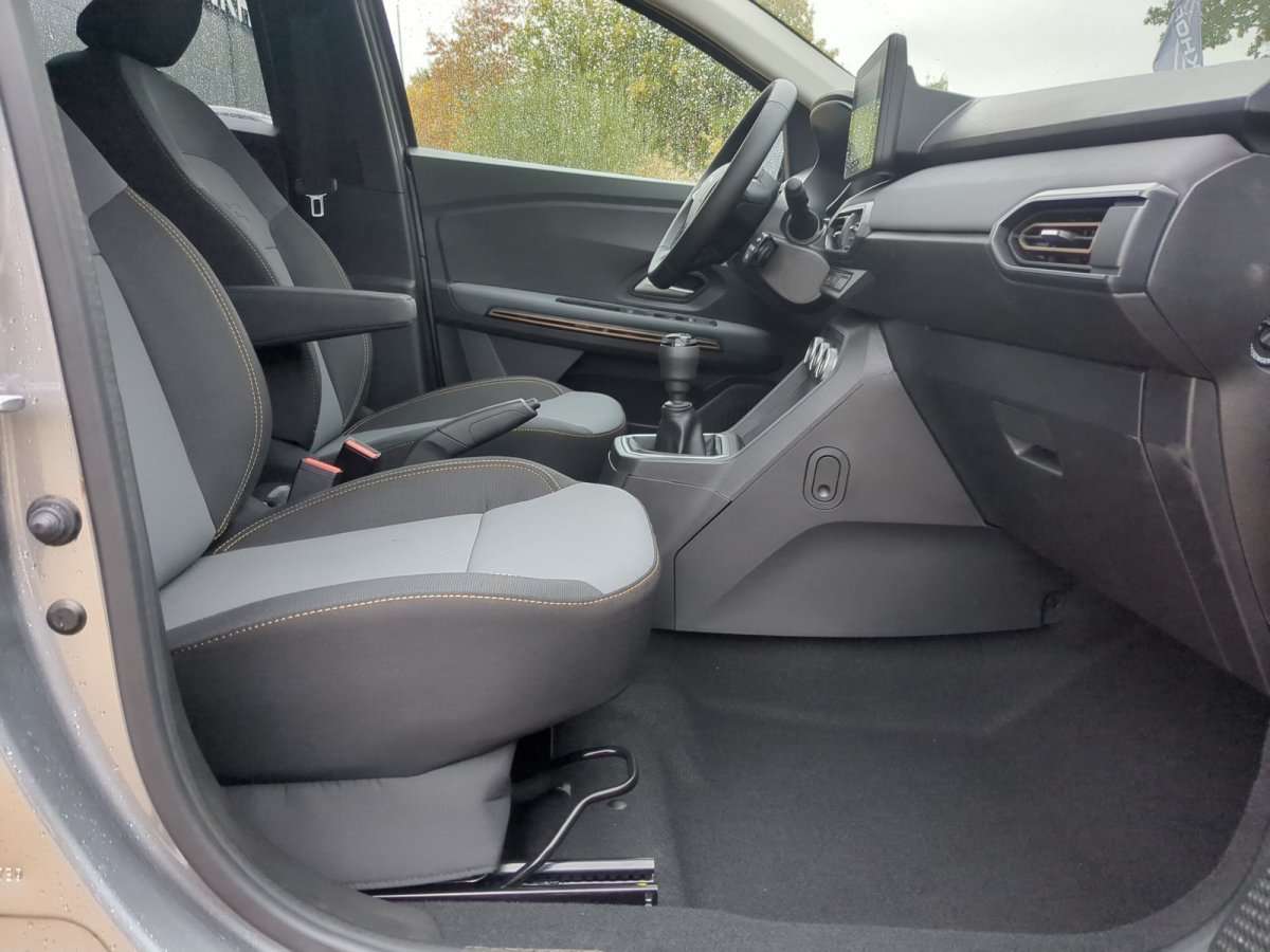 Fahrzeugbild eines Dacia Jogger