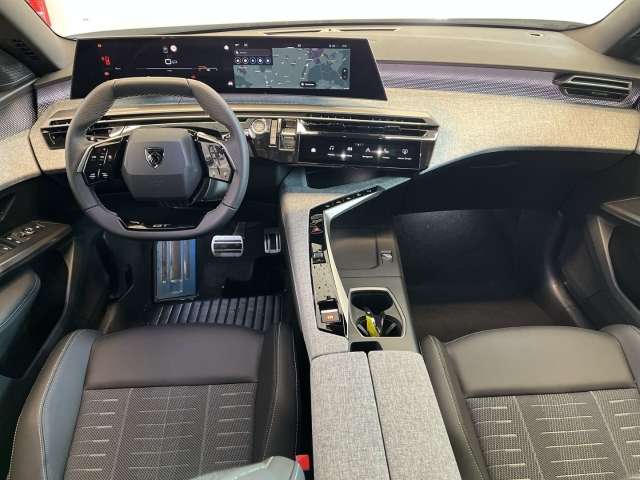 Fahrzeugbild eines Peugeot 5008