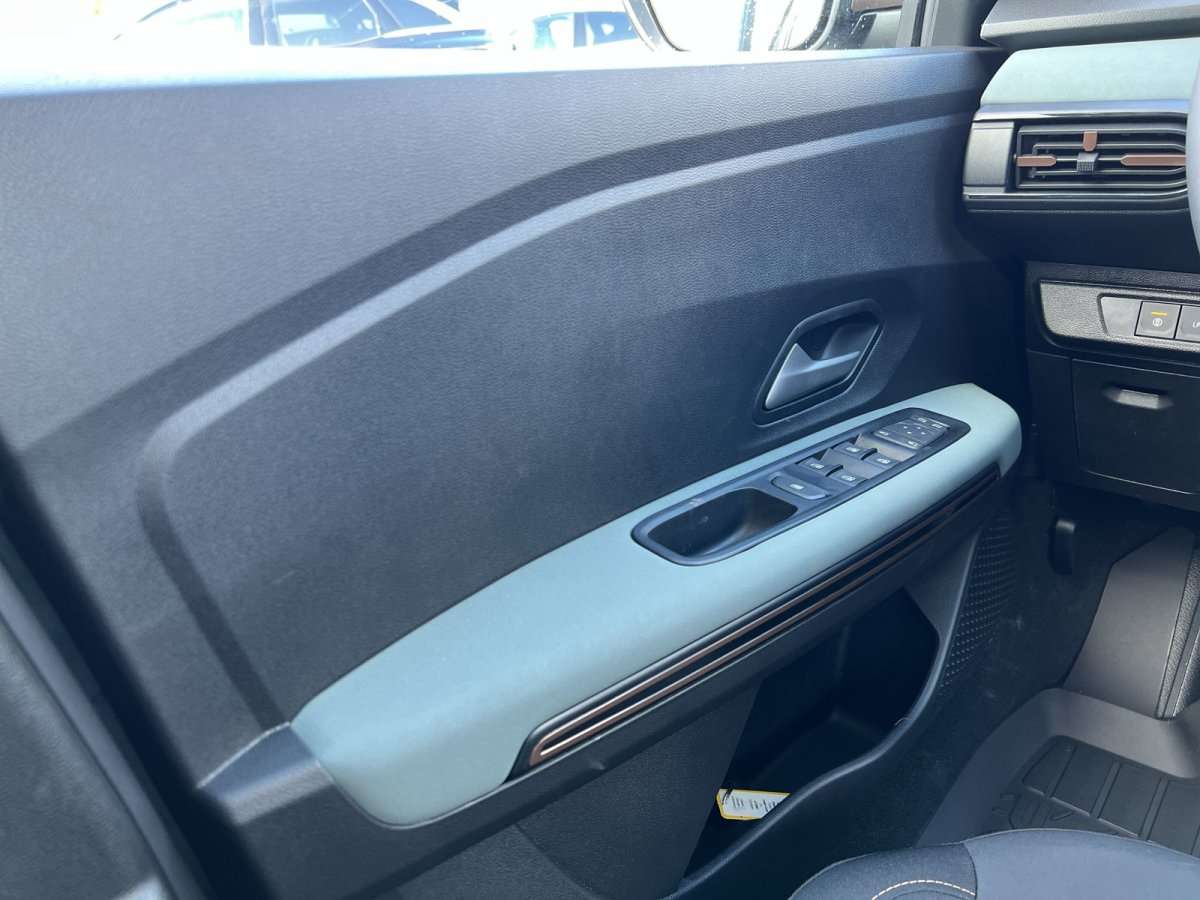 Fahrzeugbild eines Dacia Sandero