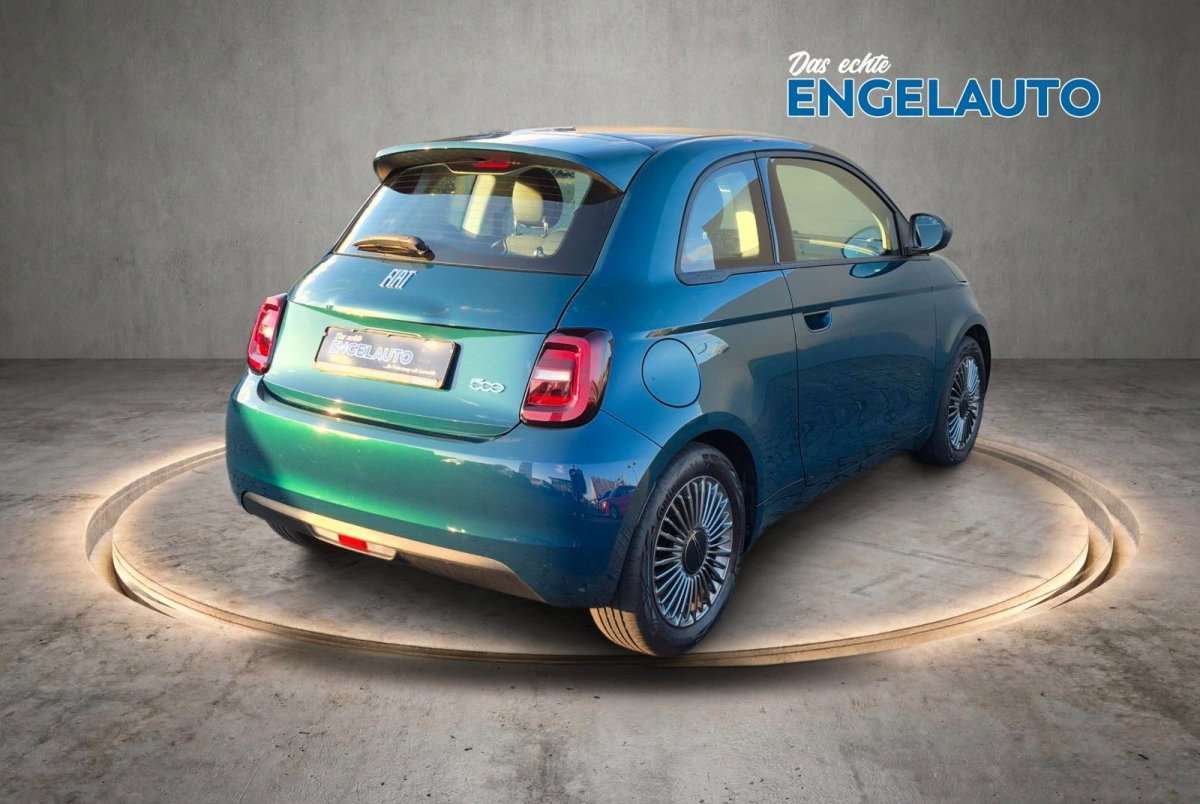 Fahrzeugbild eines Fiat 500