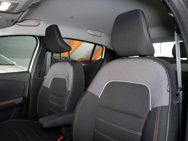 Fahrzeugbild eines Dacia Sandero