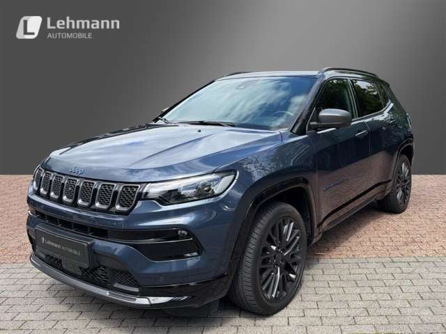 Fahrzeugbild eines Jeep Compass