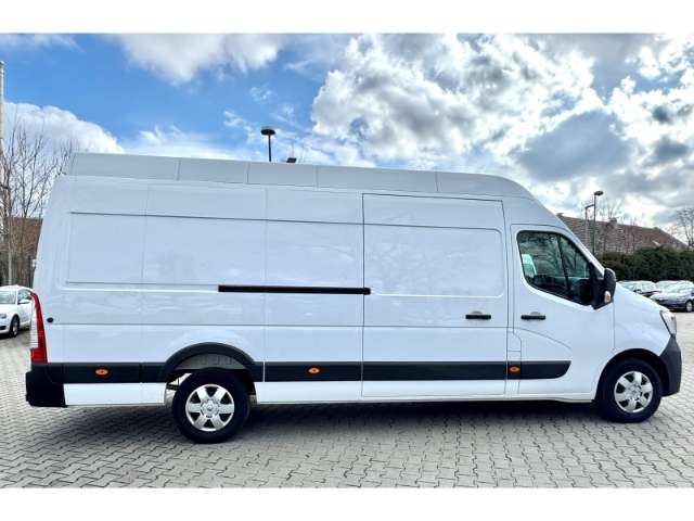 Fahrzeugbild eines Renault Master