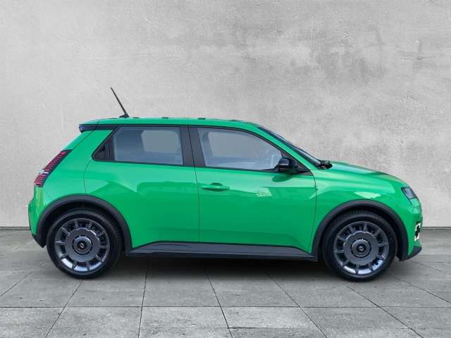 Fahrzeugbild eines Renault 5 E-TECH