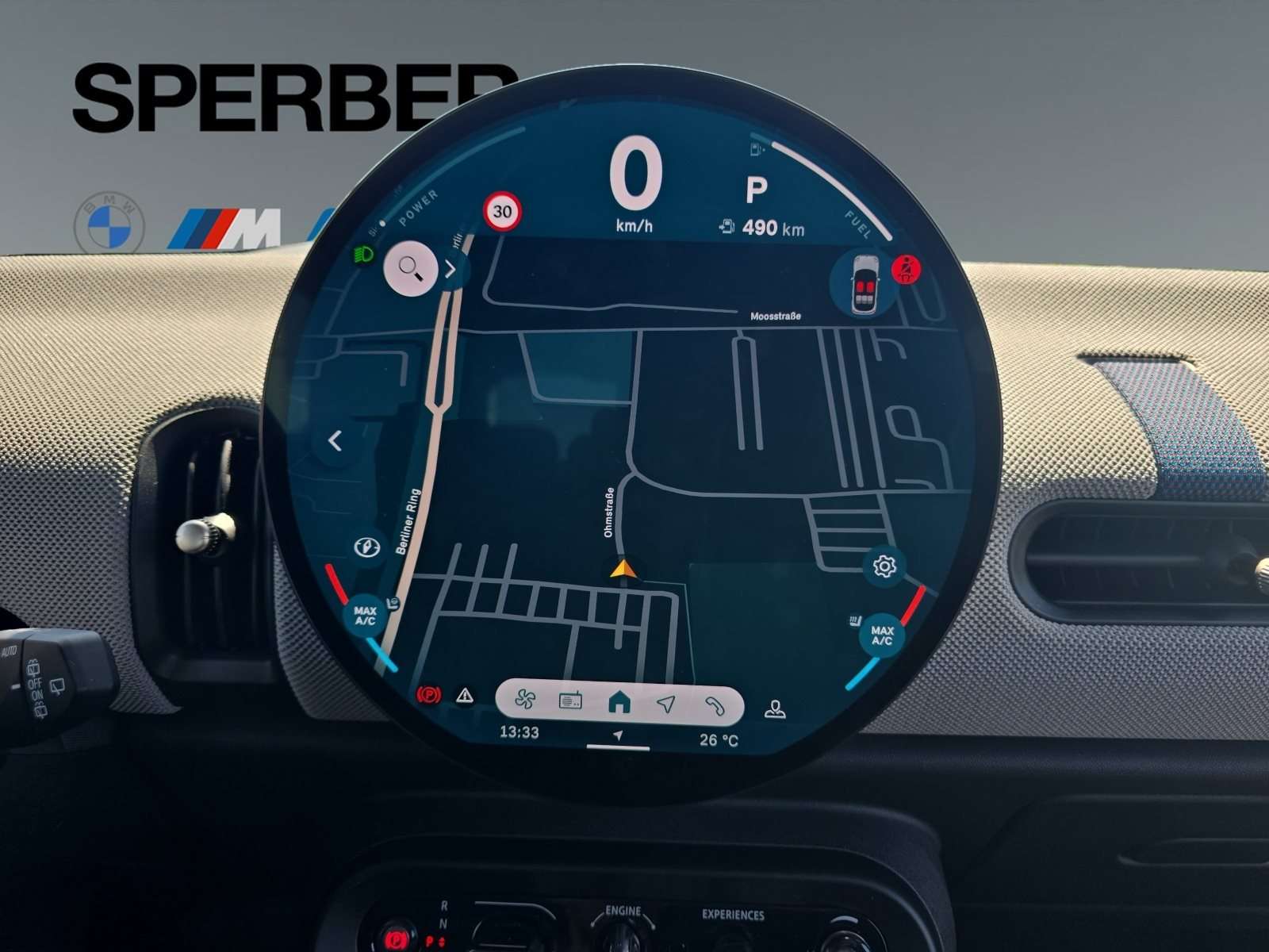 Fahrzeugbild eines MINI COOPER
