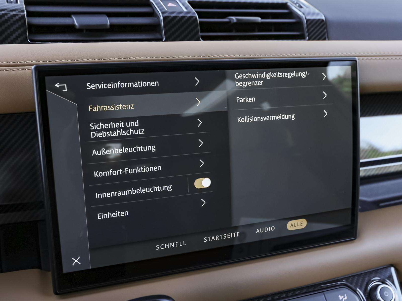 Fahrzeugbild eines Land Rover Defender