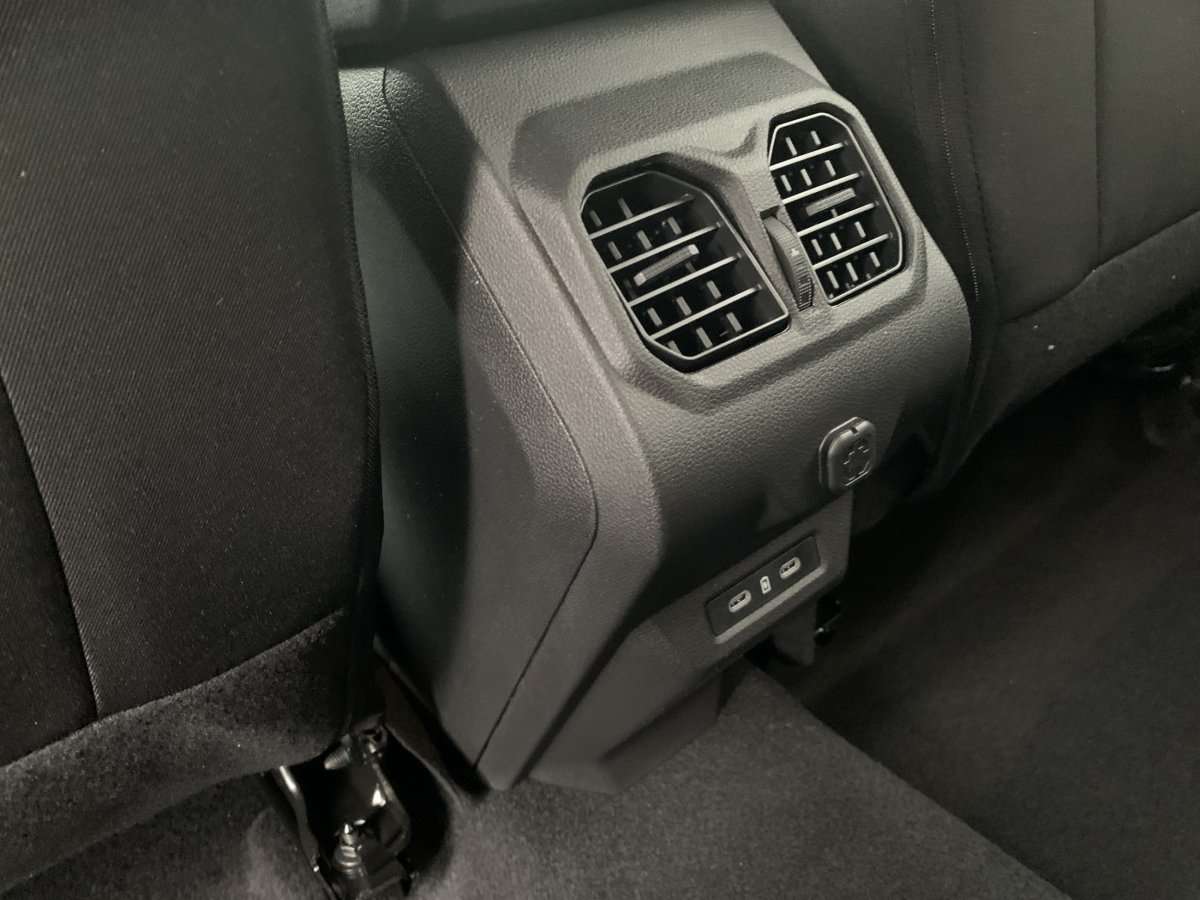 Fahrzeugbild eines Dacia Bigster