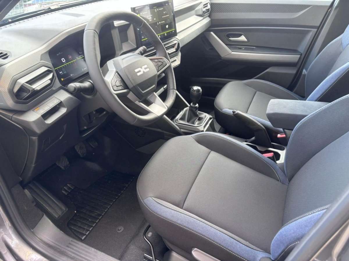 Fahrzeugbild eines Dacia Duster