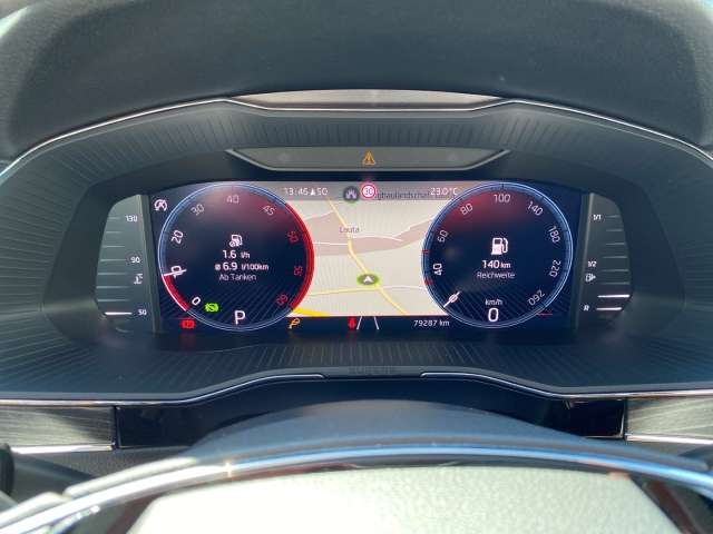 Fahrzeugbild eines Skoda Superb
