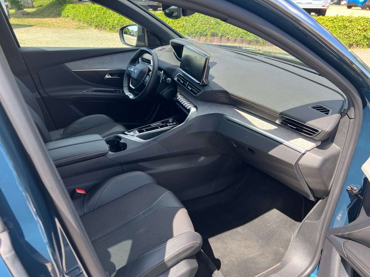 Fahrzeugbild eines Peugeot 3008