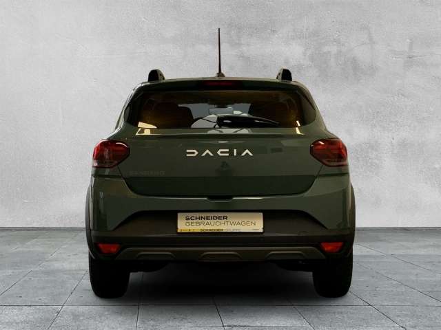 Fahrzeugbild eines Dacia Sandero