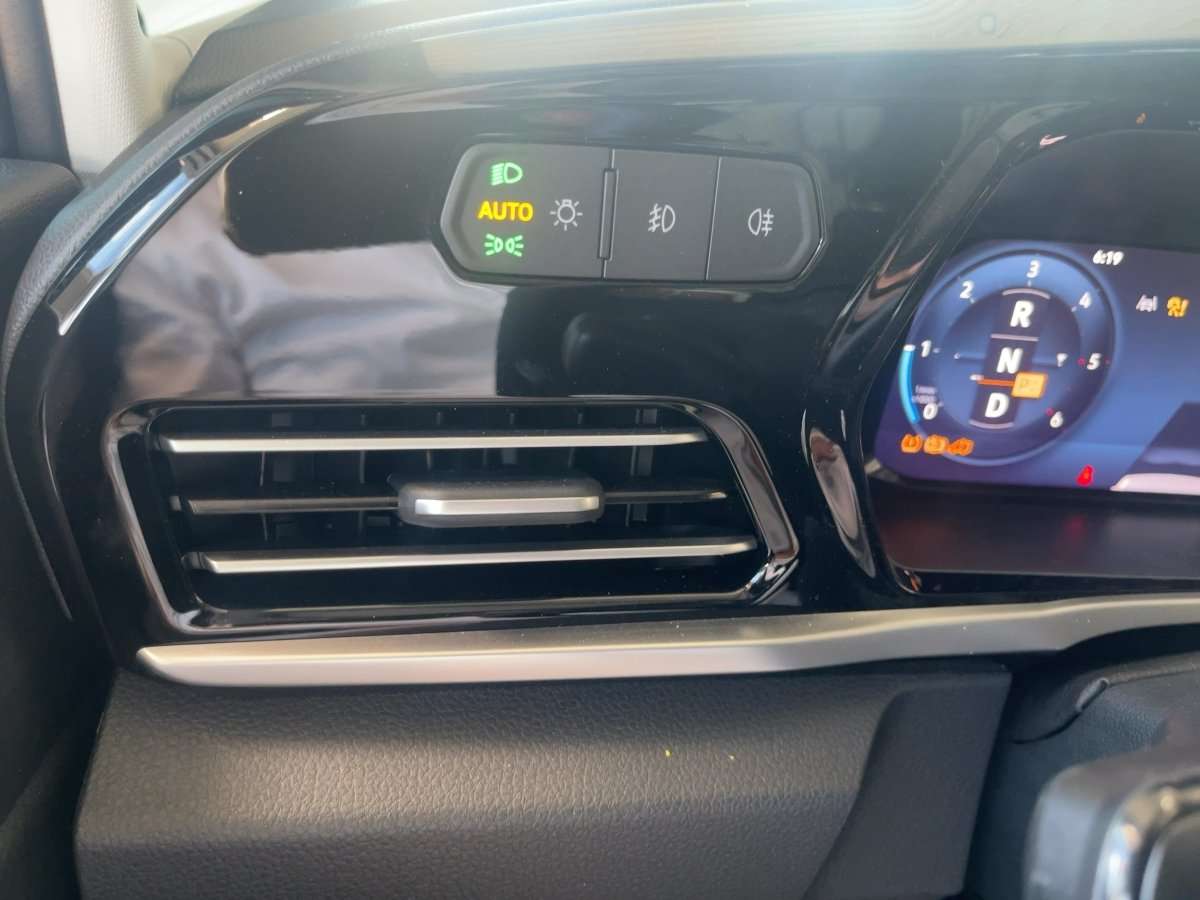 Fahrzeugbild eines Ford Tourneo Connect