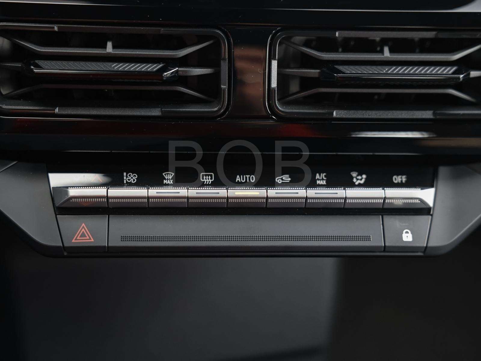 Fahrzeugbild eines Renault 5 E-TECH