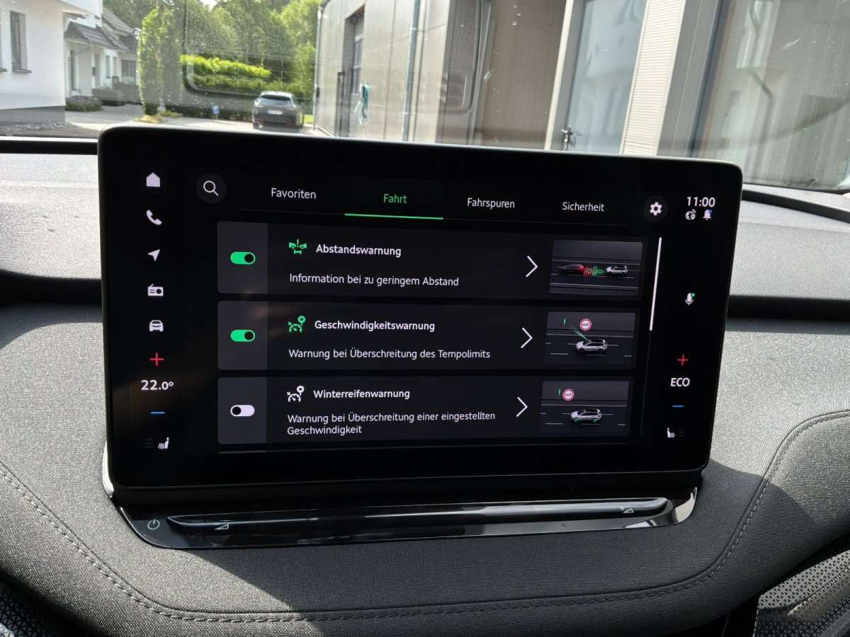 Fahrzeugbild eines Skoda ELROQ