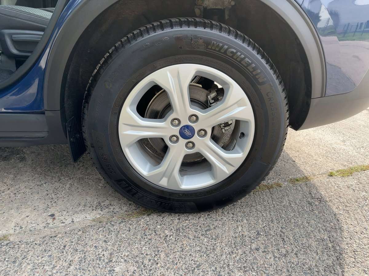 Fahrzeugbild eines Ford Kuga