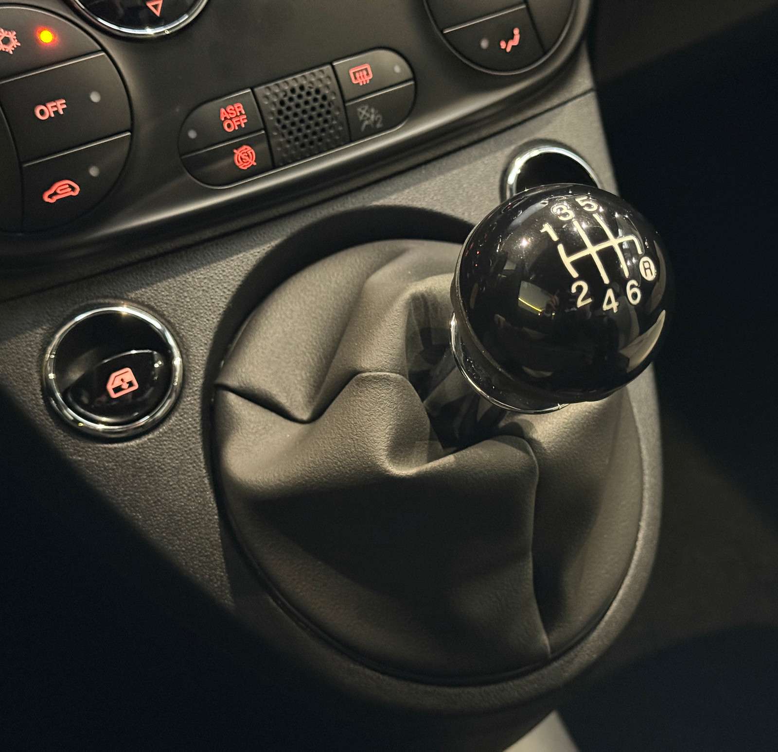 Fahrzeugbild eines Fiat 500