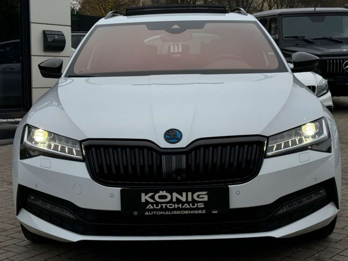 Fahrzeugbild eines Skoda Superb