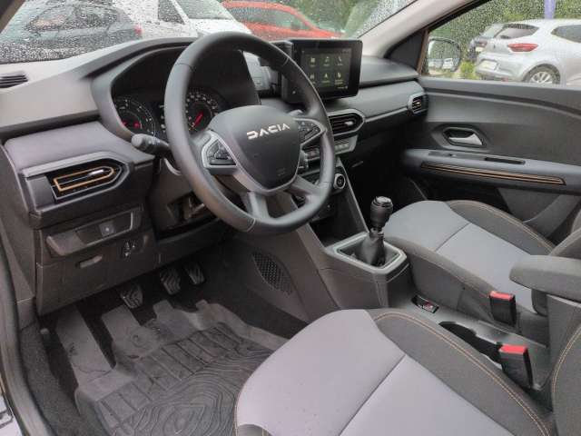 Fahrzeugbild eines Dacia Jogger
