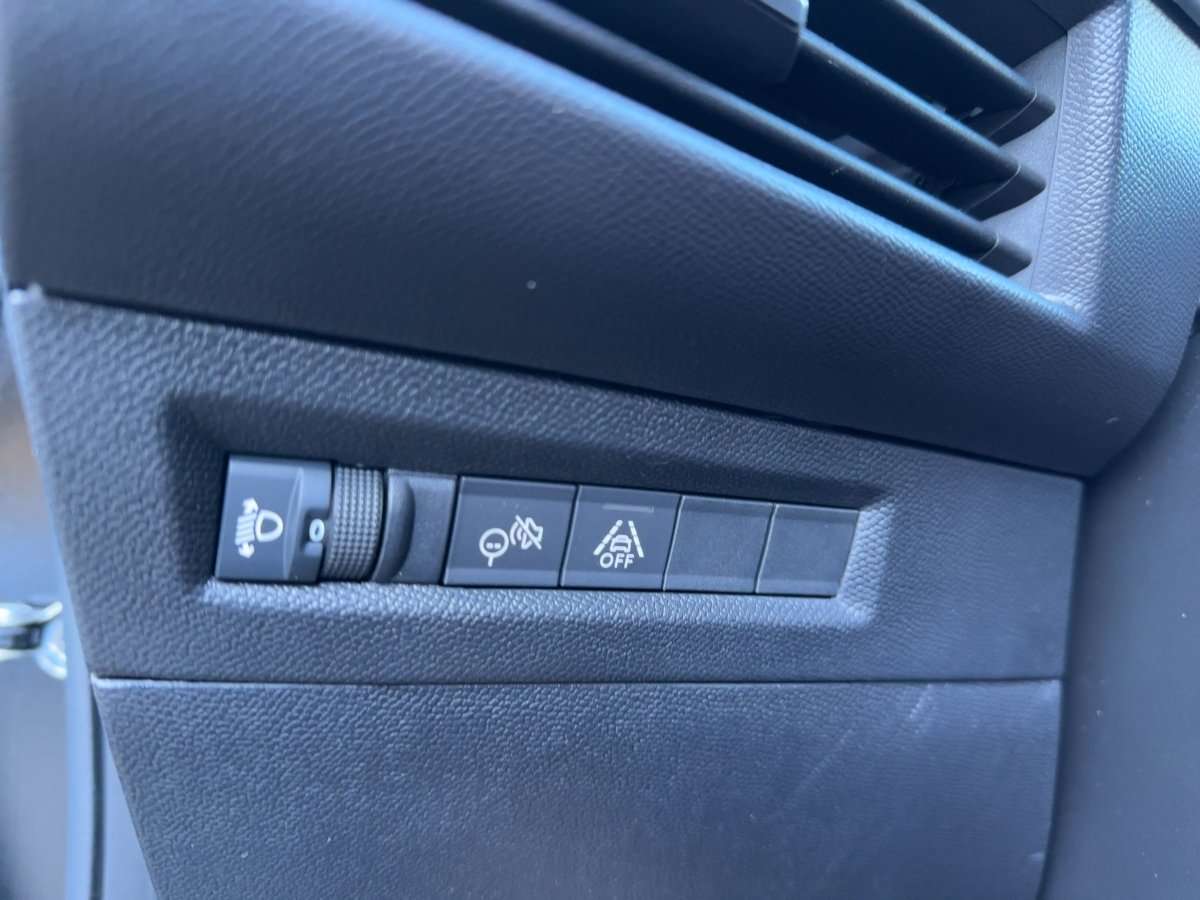 Fahrzeugbild eines Opel Frontera