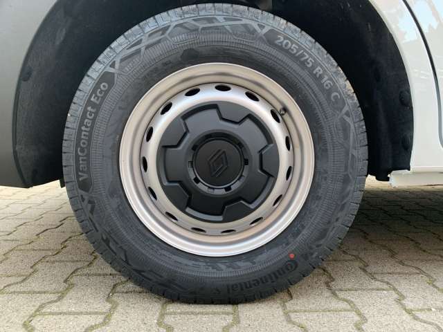 Fahrzeugbild eines Renault Master