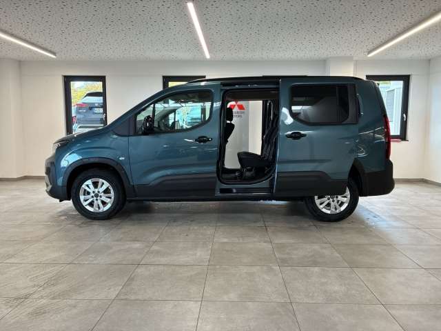 Fahrzeugbild eines Peugeot Rifter