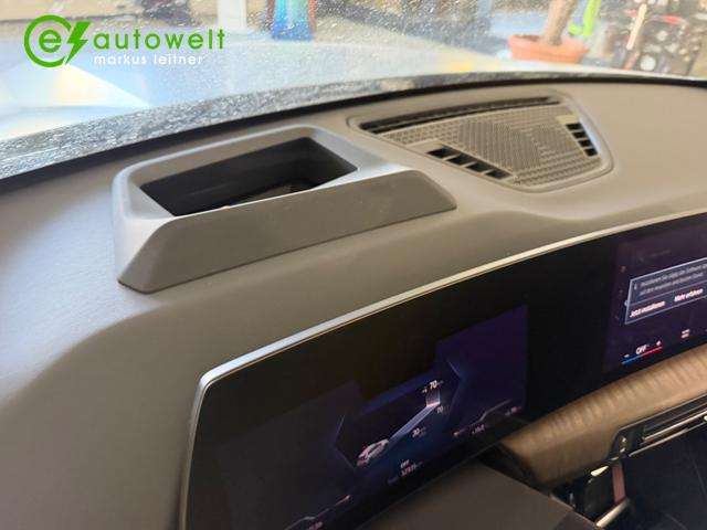 Fahrzeugbild eines BMW iX1