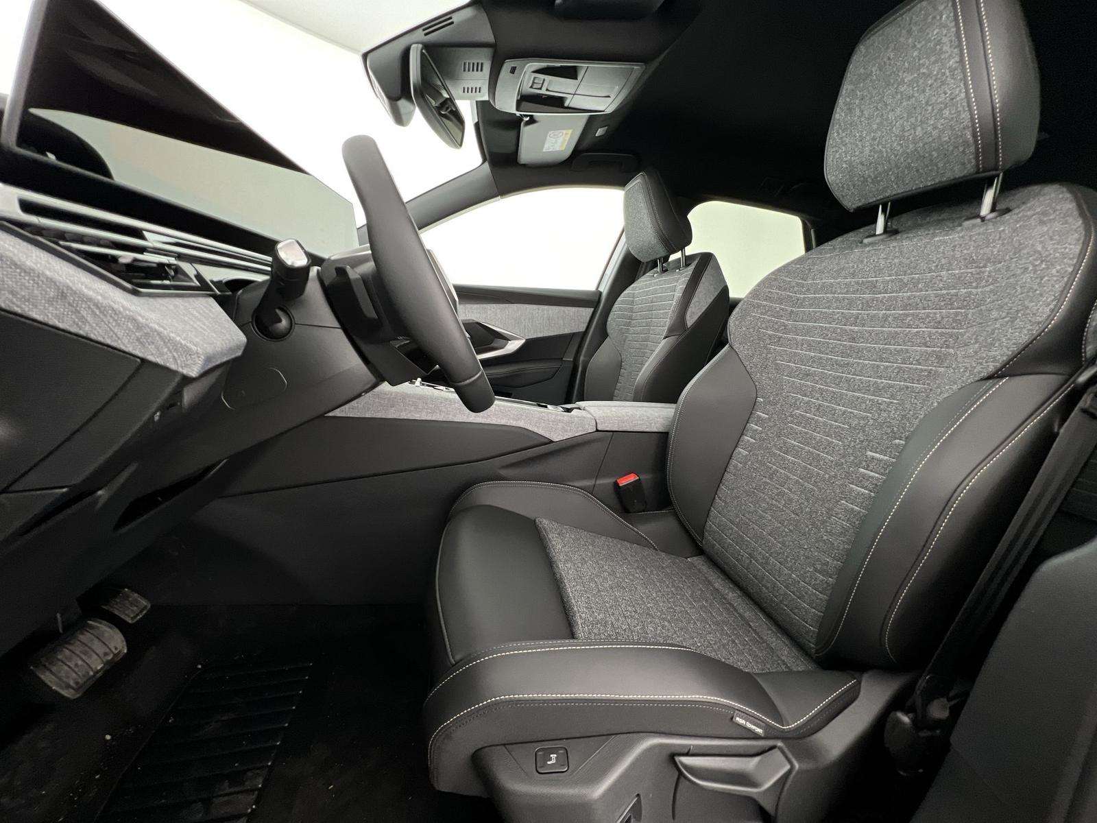 Fahrzeugbild eines Peugeot 3008