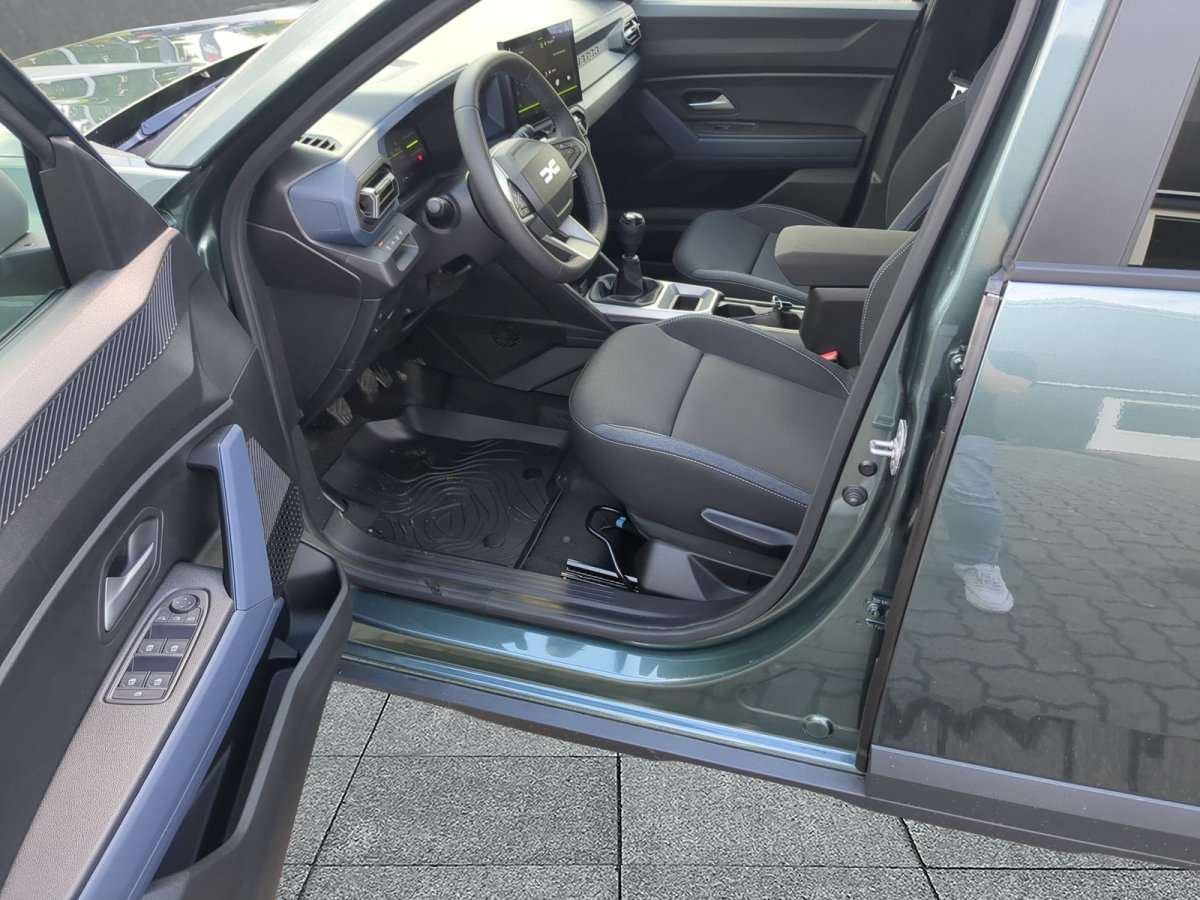 Fahrzeugbild eines Dacia Duster