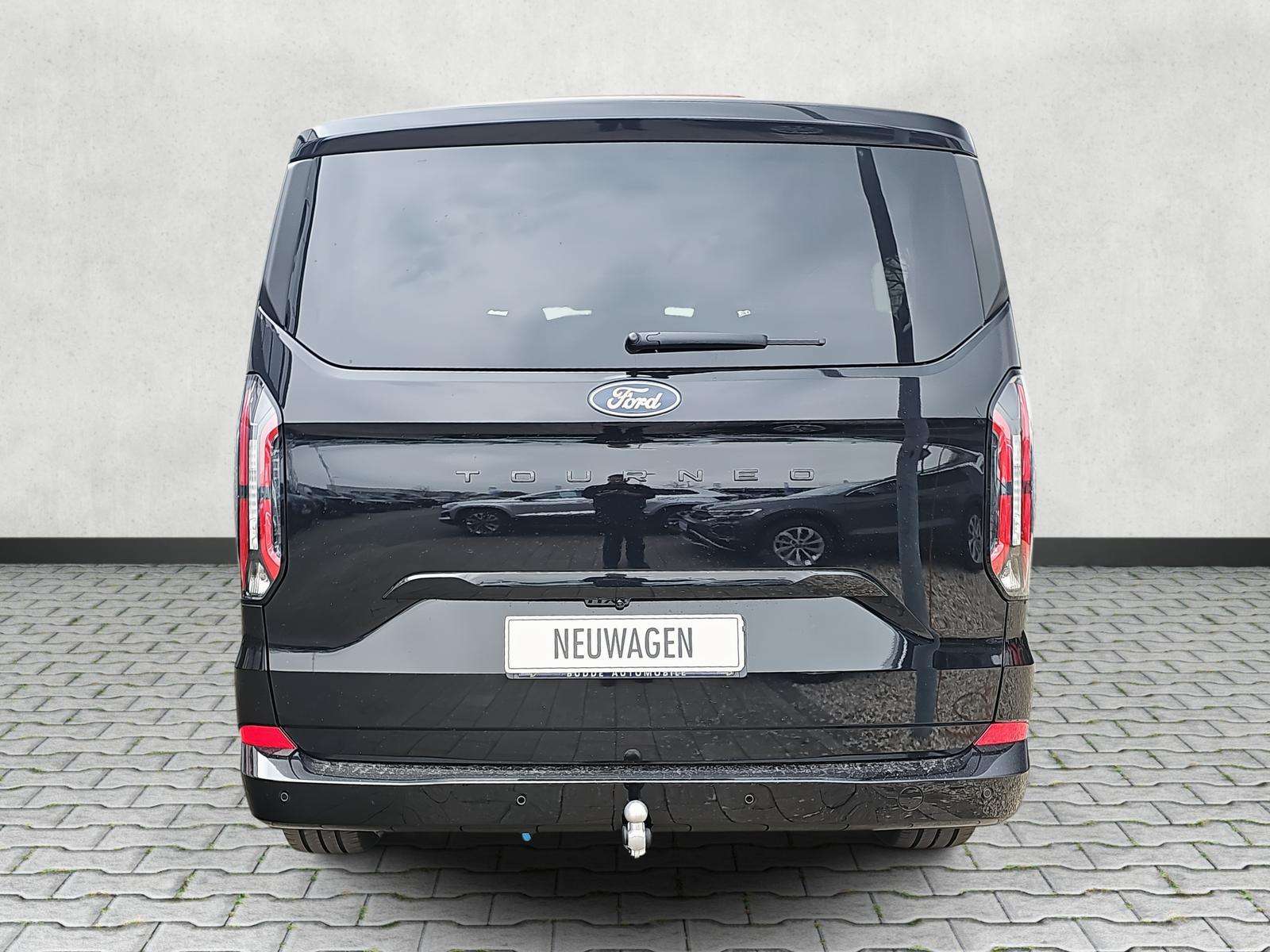 Fahrzeugbild eines Ford Tourneo Custom