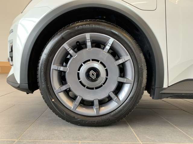 Fahrzeugbild eines Renault 5 E-TECH